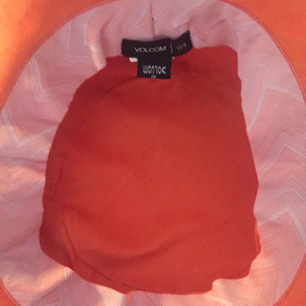 Orange Volcom hat - Picture 3 of 3